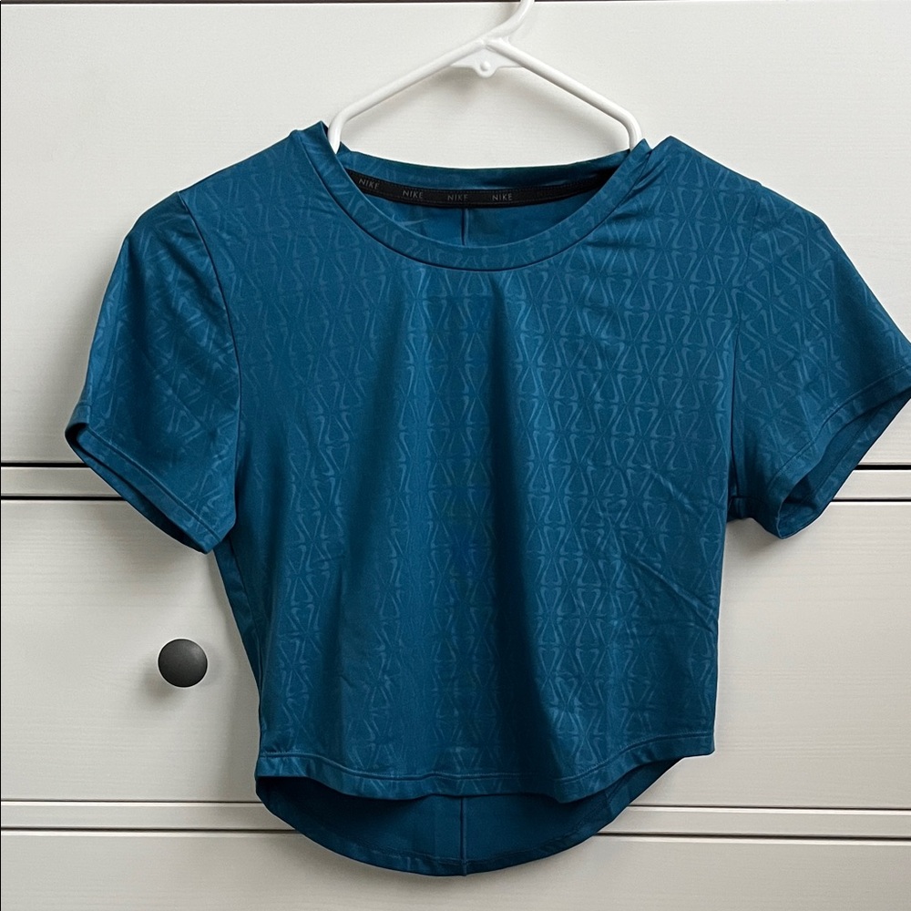 Nike Women's Dri-Fit Athletic Crop Top